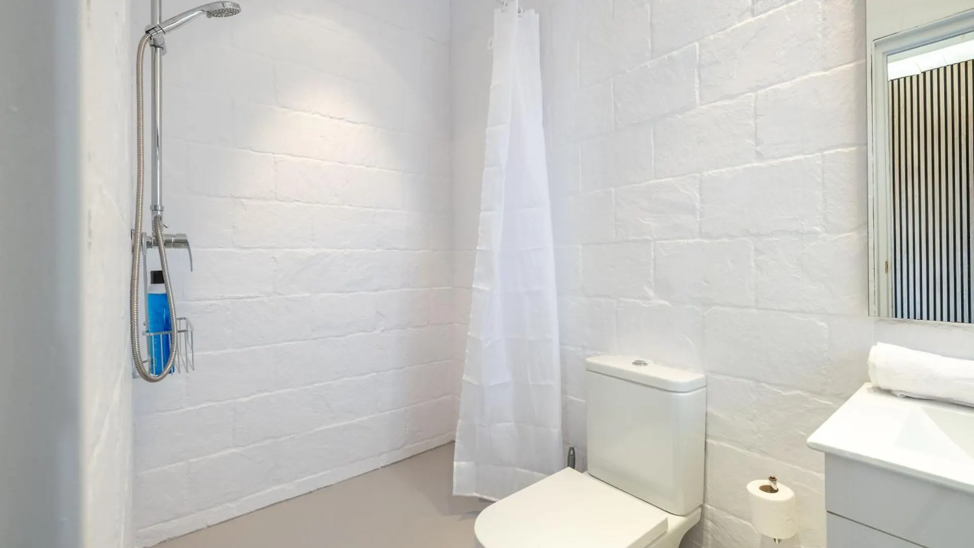 Hostel Alberg Taull Spain