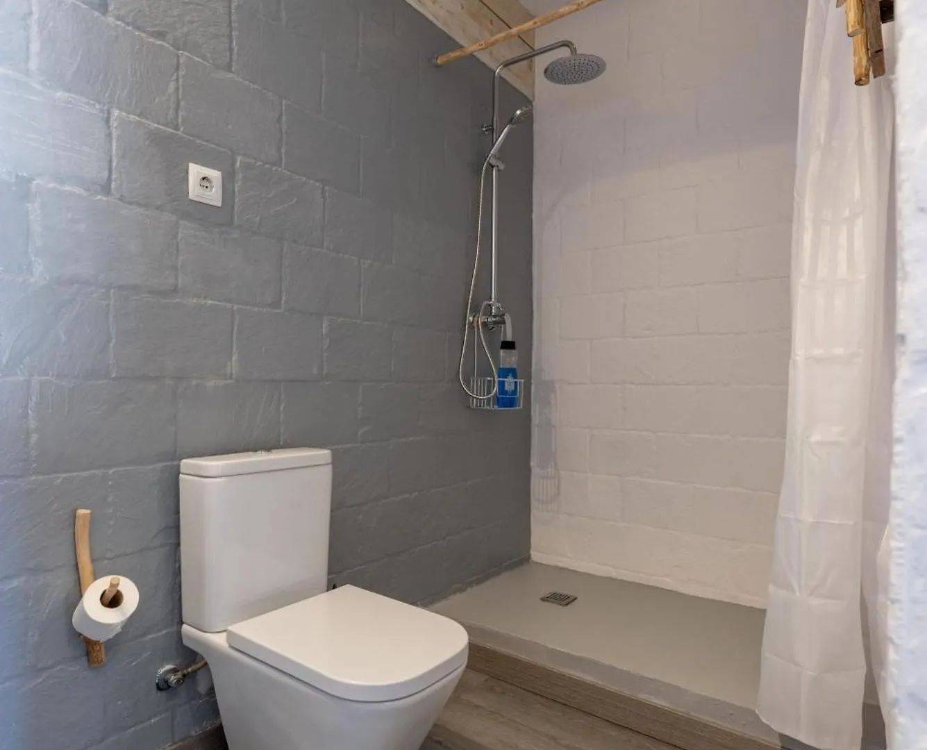 Hostel Alberg Taull