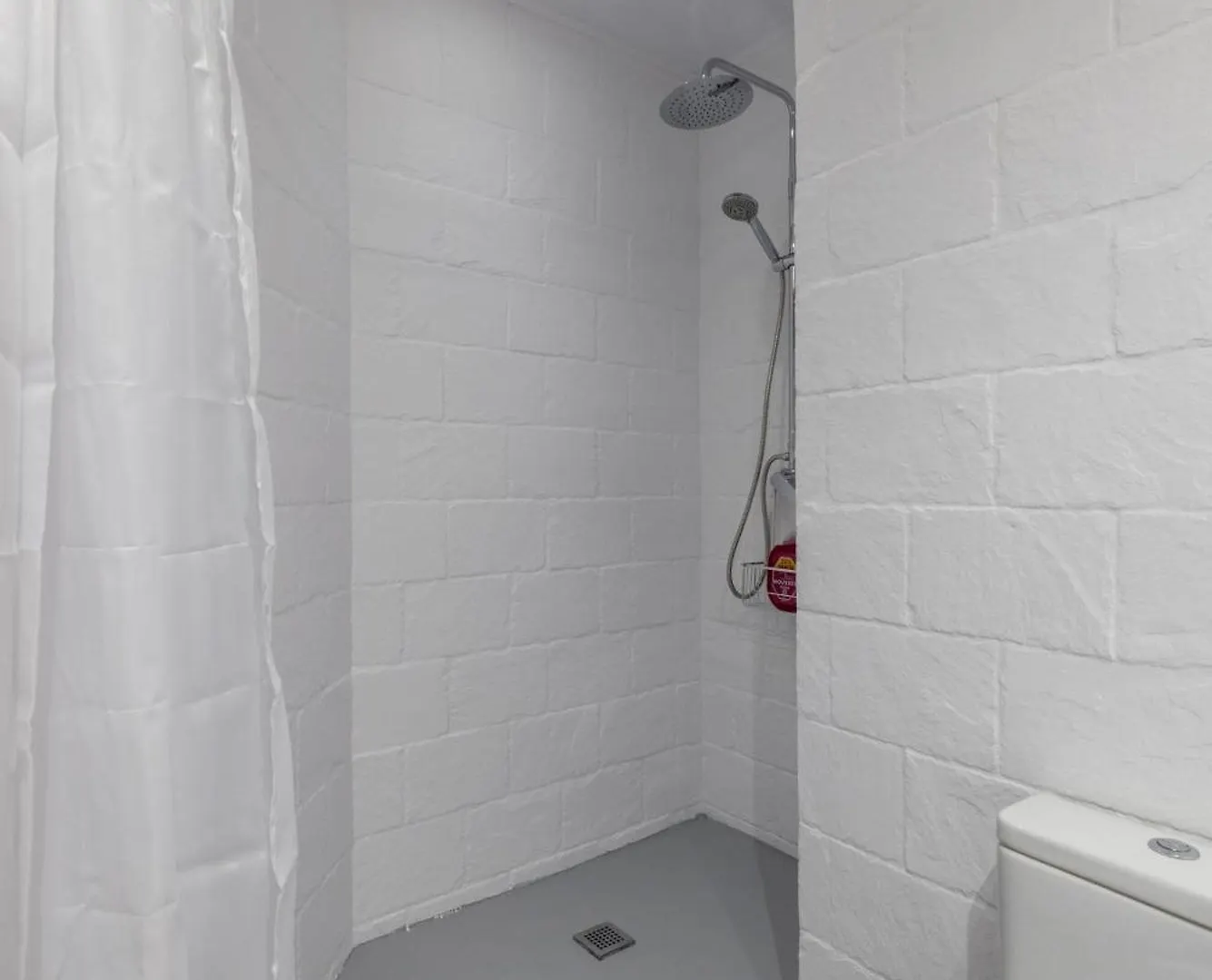 Hostel Alberg Taull
